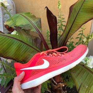 Nike pink neon shoes